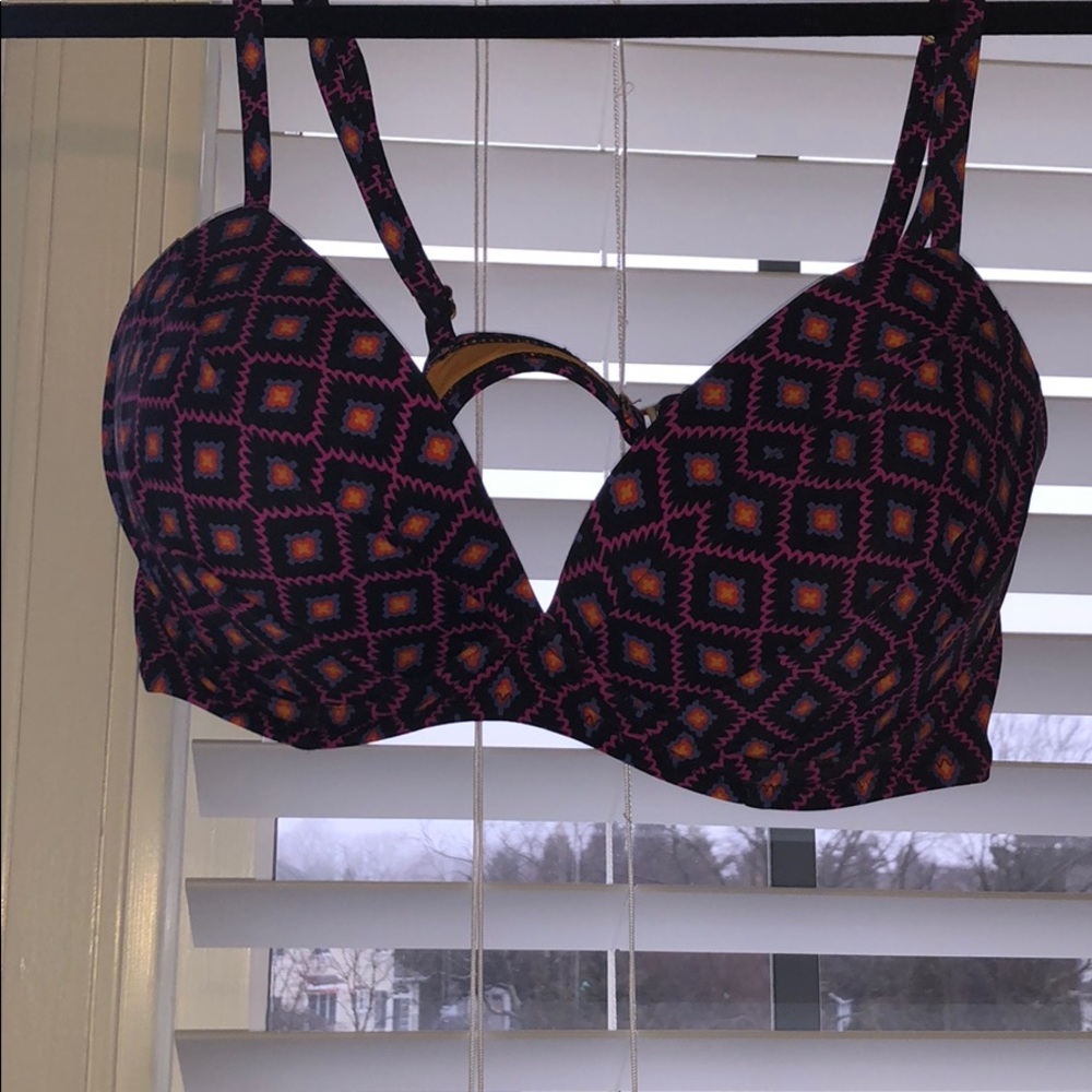 Bikini top